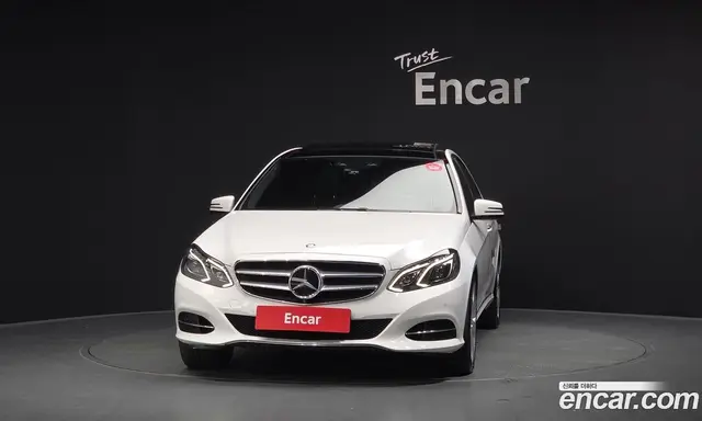 Mercedes-Benz E-Class 2014 3.5 автомат (гидро), миниатюра 3
