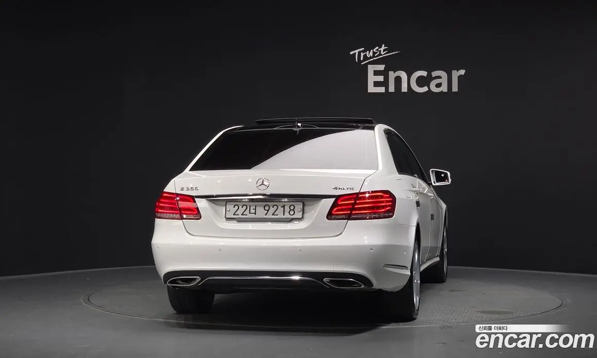 Mercedes-Benz E-Class 2014 3.5 автомат (гидро), фото 4