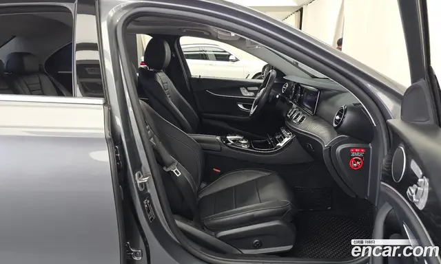 Mercedes-Benz E-Class 2020 1.9 автомат (гидро), миниатюра 11