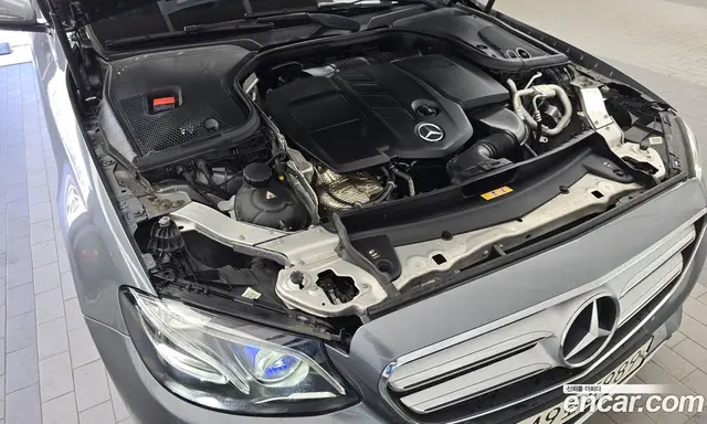 Mercedes-Benz E-Class 2020 1.9 автомат (гидро), миниатюра 6