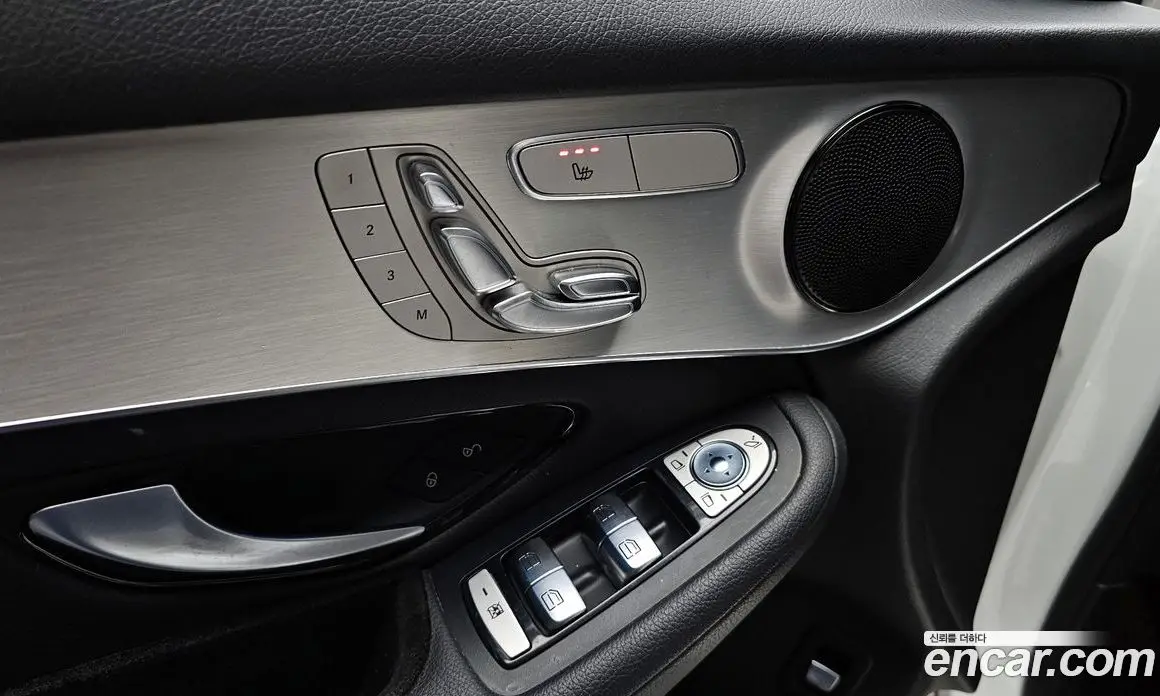 Mercedes-Benz GLC-Class 2017 2.1 автомат (гидро), фото 18 Mercedes-Benz GLC-Class 2017 2.1 автомат (гидро), фото 18