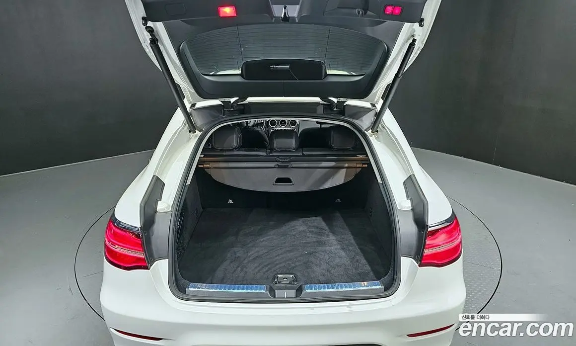 Mercedes-Benz GLC-Class 2017 2.1 автомат (гидро), фото 20 Mercedes-Benz GLC-Class 2017 2.1 автомат (гидро), фото 20