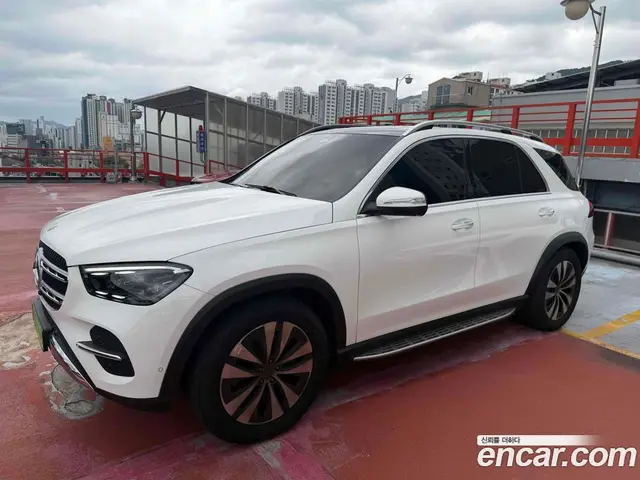Mercedes-Benz GLE-Class, 2025, 7 426 км