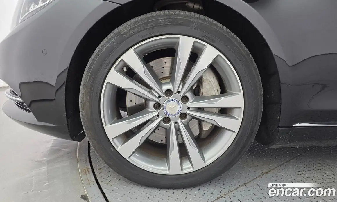 Mercedes-Benz S-Class 2016 4.7 автомат (гидро), фото 5 Mercedes-Benz S-Class 2016 4.7 автомат (гидро), фото 5
