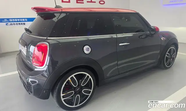 Mini Cooper 2015 2.0 автомат (гидро), миниатюра 3