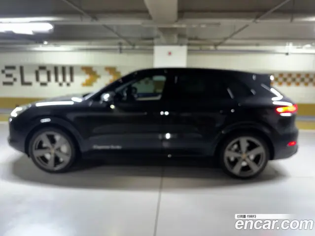 Porsche Cayenne 2022 4.0 автомат (гидро), миниатюра 12