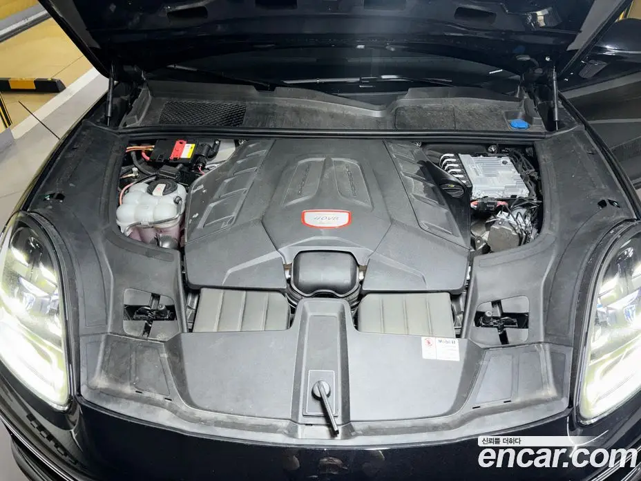 Porsche Cayenne 2022 4.0 автомат (гидро), фото 10 Porsche Cayenne 2022 4.0 автомат (гидро), фото 10