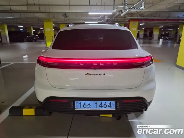 Porsche Macan 2025 0.2 автомат (гидро), миниатюра 4