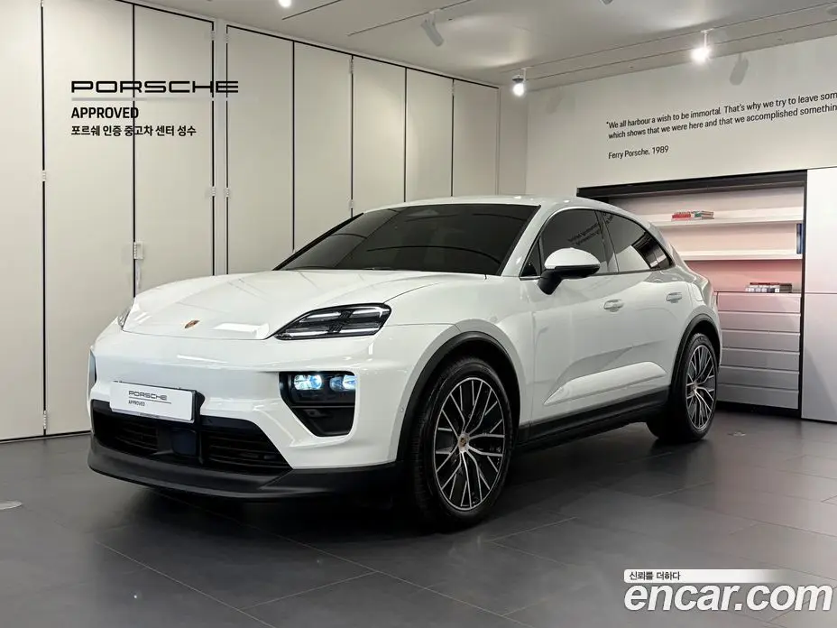 Porsche Macan 2025 0.2 автомат (гидро), фото 1 Porsche Macan 2025 0.2 автомат (гидро), фото 1