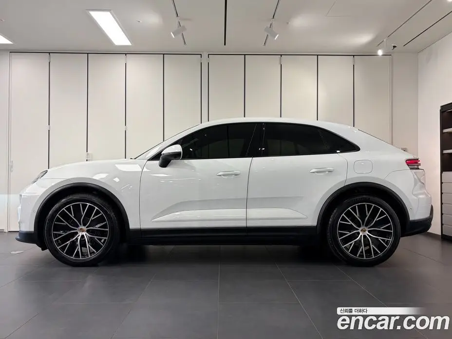 Porsche Macan 2025 0.2 автомат (гидро), фото 6 Porsche Macan 2025 0.2 автомат (гидро), фото 6