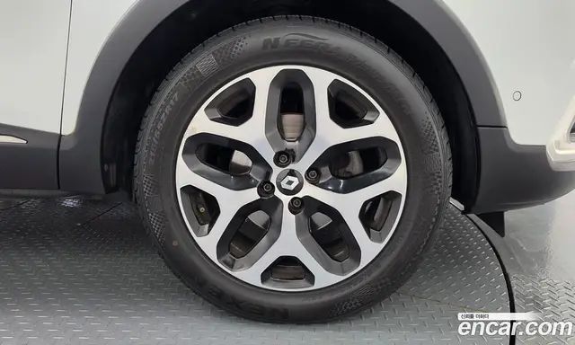 Renault (Samsung) QM3 2019 1.5 автомат (гидро), миниатюра 5 Renault (Samsung) QM3 2019 1.5 автомат (гидро), миниатюра 5