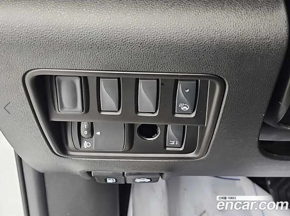 Renault (Samsung) QM6 2025 2.0 автомат (гидро), фото 17 Renault (Samsung) QM6 2025 2.0 автомат (гидро), фото 17