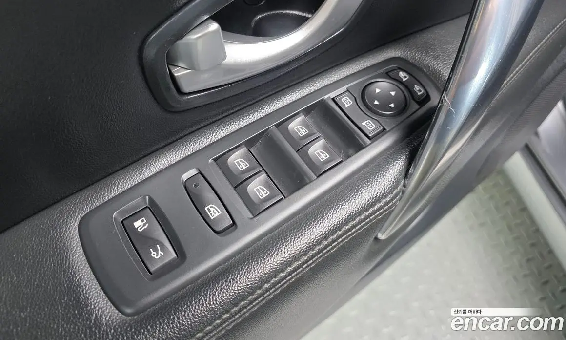 Renault (Samsung) SM7 2015 2.5 автомат (гидро), фото 12 Renault (Samsung) SM7 2015 2.5 автомат (гидро), фото 12