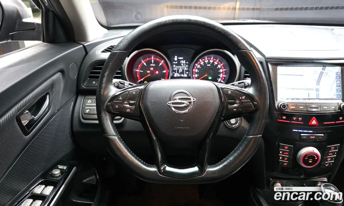 SsangYong TIBOLI 2017 1.6 автомат (гидро), фото 13