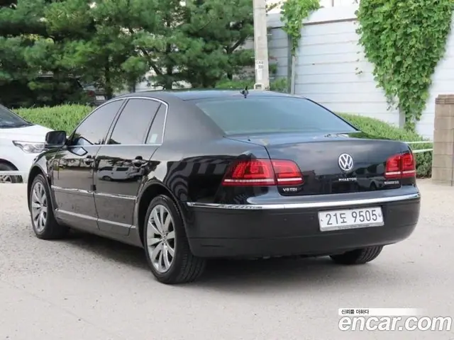 Volkswagen Phaeton 2013 3.0 автомат (гидро), миниатюра 3 Volkswagen Phaeton 2013 3.0 автомат (гидро), миниатюра 3