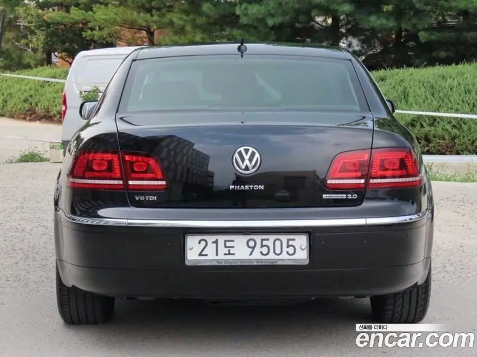 Volkswagen Phaeton 2013 3.0 автомат (гидро), фото 4 Volkswagen Phaeton 2013 3.0 автомат (гидро), фото 4
