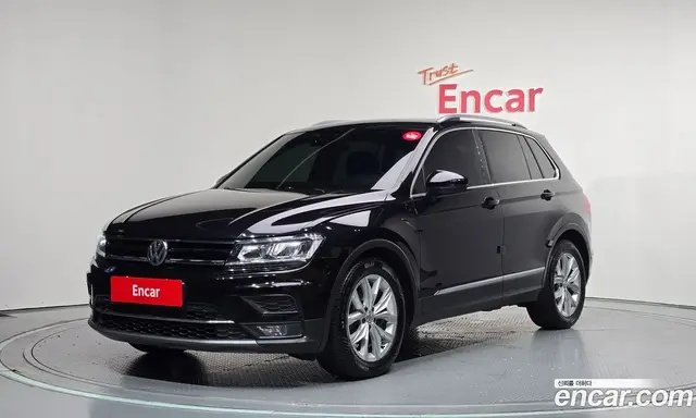 Volkswagen Tiguan, 2018, 180 238 км