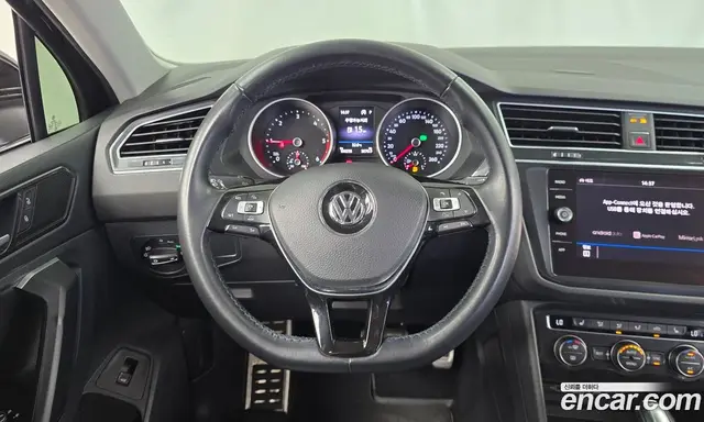 Volkswagen Tiguan 2018 2.0 автомат (гидро), миниатюра 12
