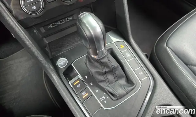 Volkswagen Tiguan 2018 2.0 автомат (гидро), миниатюра 9