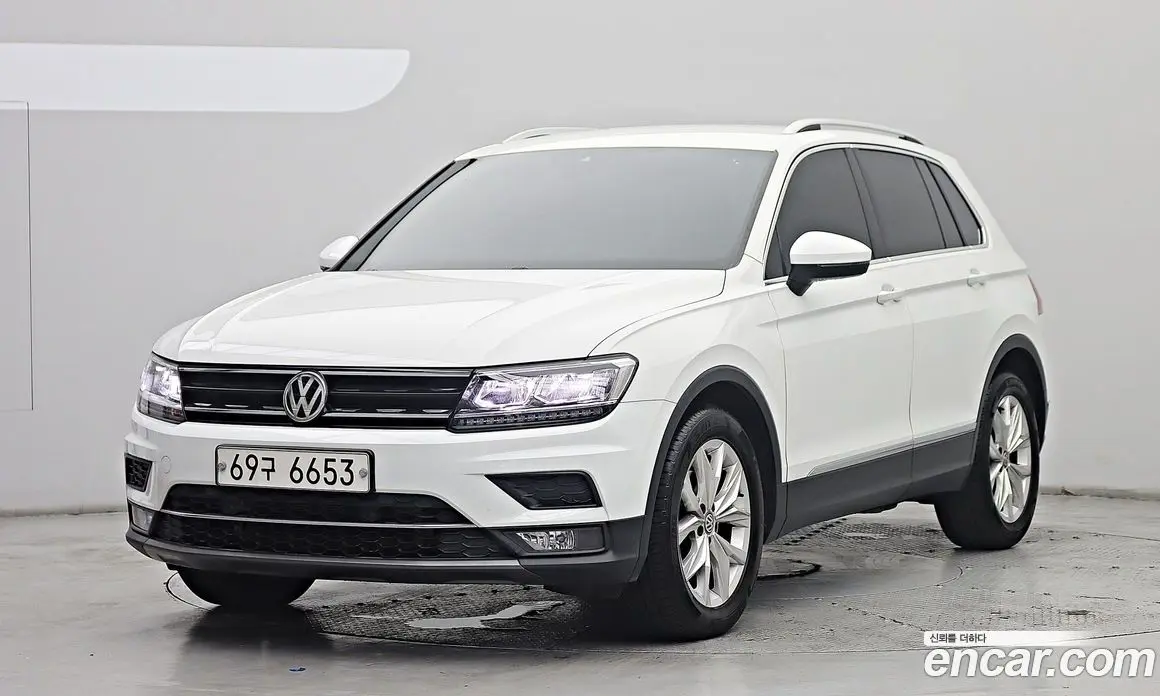 Volkswagen Tiguan 2018 2.0 автомат (гидро), фото 1 Volkswagen Tiguan 2018 2.0 автомат (гидро), фото 1