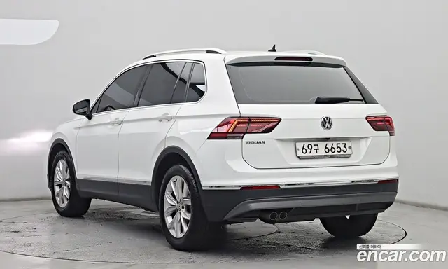 Volkswagen Tiguan 2018 2.0 автомат (гидро), миниатюра 4 Volkswagen Tiguan 2018 2.0 автомат (гидро), миниатюра 4