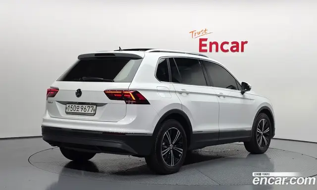 Volkswagen Tiguan 2019 2.0 автомат (гидро), миниатюра 2