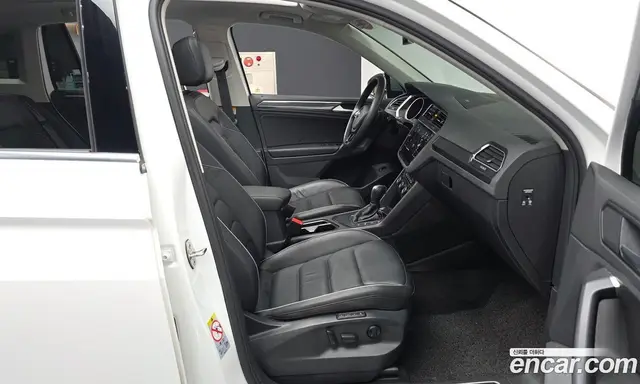 Volkswagen Tiguan 2019 2.0 автомат (гидро), миниатюра 11