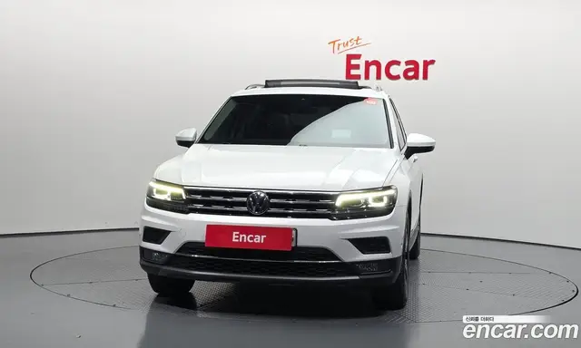 Volkswagen Tiguan 2019 2.0 автомат (гидро), миниатюра 3