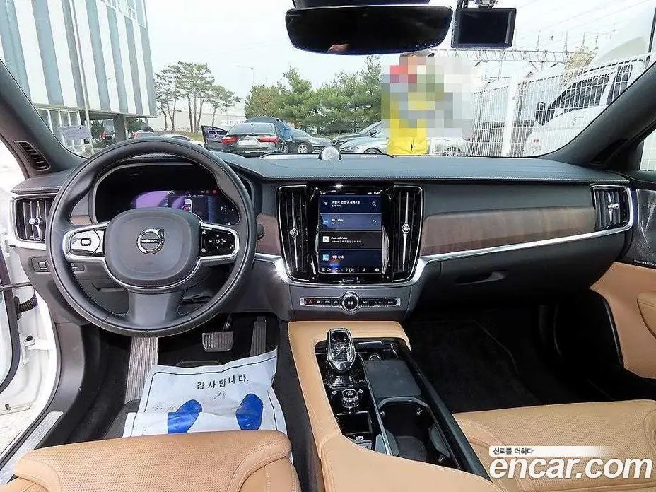 Volvo S90 2022 2.0 автомат (гидро), фото 7 Volvo S90 2022 2.0 автомат (гидро), фото 7
