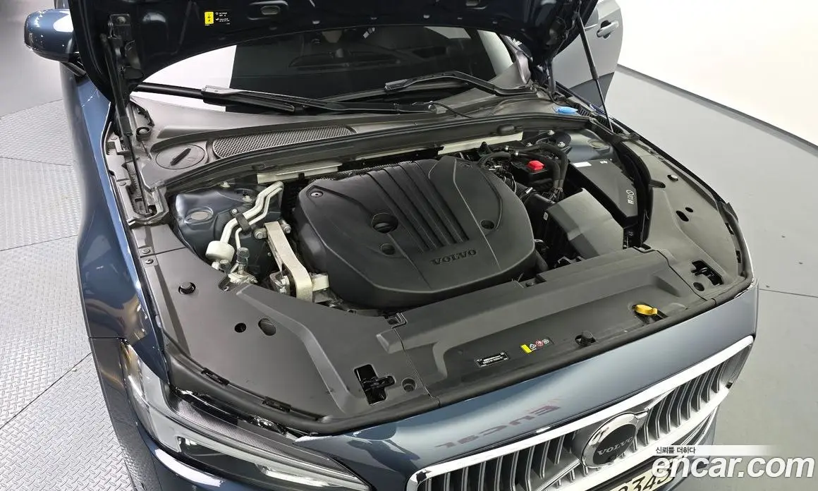 Volvo S90 2023 2.0 автомат (гидро), фото 6 Volvo S90 2023 2.0 автомат (гидро), фото 6