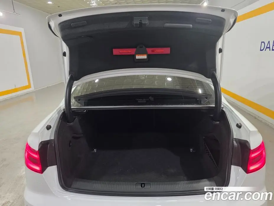 Audi A4 2019 2.0 автомат (гидро), фото 20 Audi A4 2019 2.0 автомат (гидро), фото 20