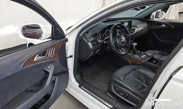 Audi A6 2015 2.0 автомат (гидро), миниатюра 10