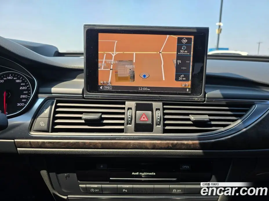 Audi A6 2018 2.0 автомат (гидро), фото 15
