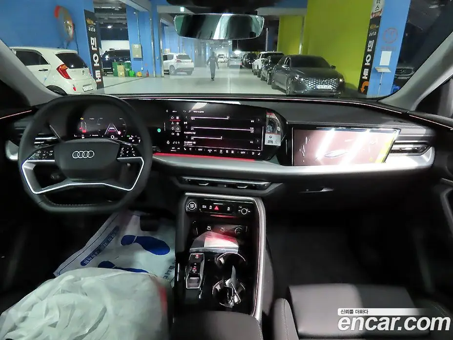 Audi Q5 2025 2.0 автомат (гидро), фото 7