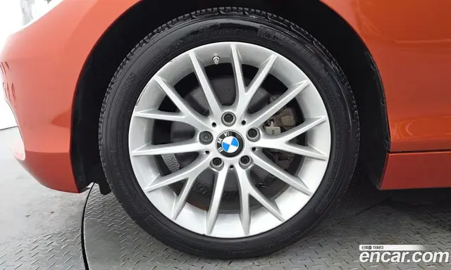 BMW 1 серия 2015 2.0 автомат (гидро), миниатюра 5