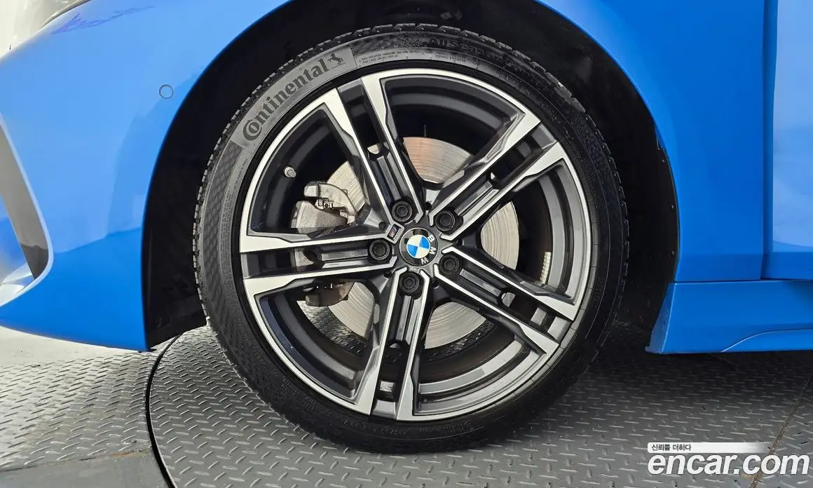 BMW 1 серия 2023 2.0 автомат (гидро), фото 5