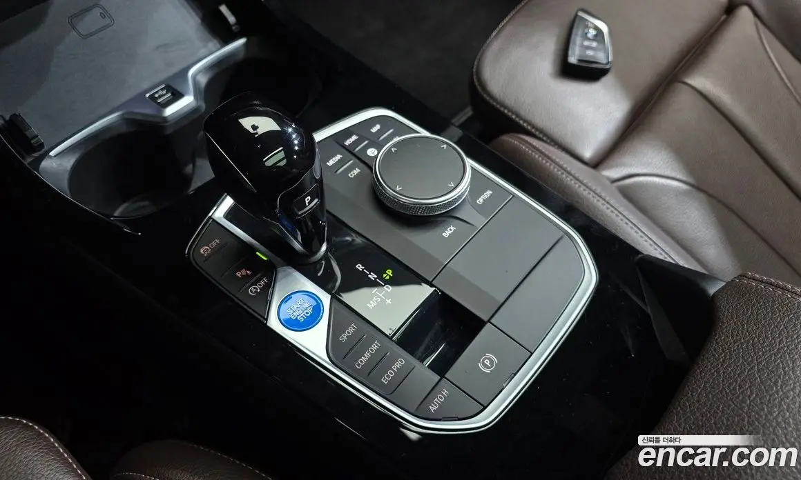 BMW 1 серия 2023 2.0 автомат (гидро), фото 9