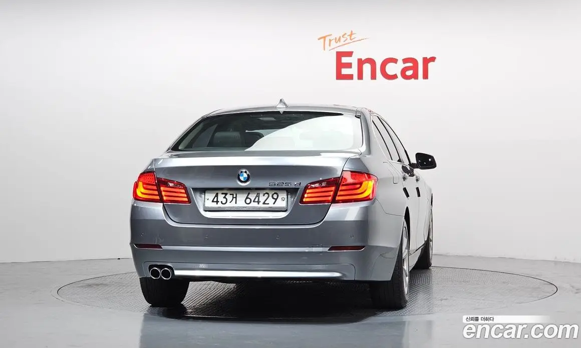 BMW 5 серия 2013 2.0 автомат (гидро), фото 4