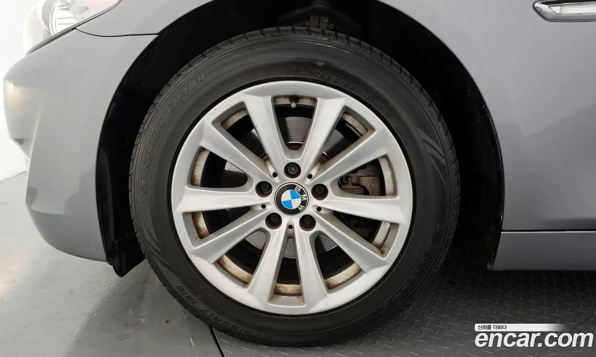 BMW 5 серия 2013 2.0 автомат (гидро), фото 5