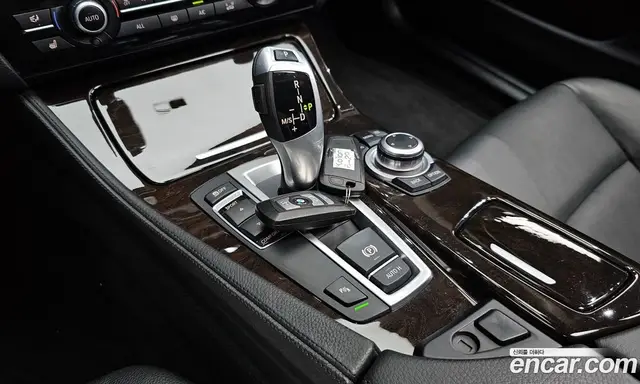 BMW 5 серия 2013 2.0 автомат (гидро), миниатюра 9