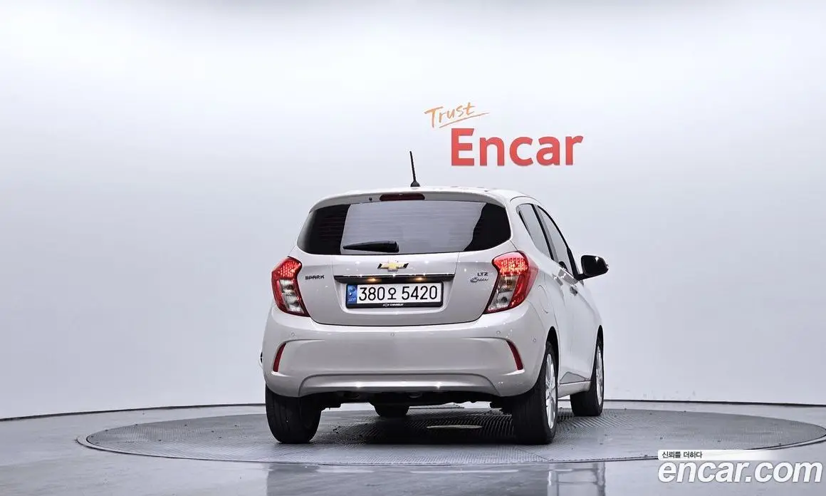 Chevrolet Spark 2016 1.0 автомат (гидро), фото 4