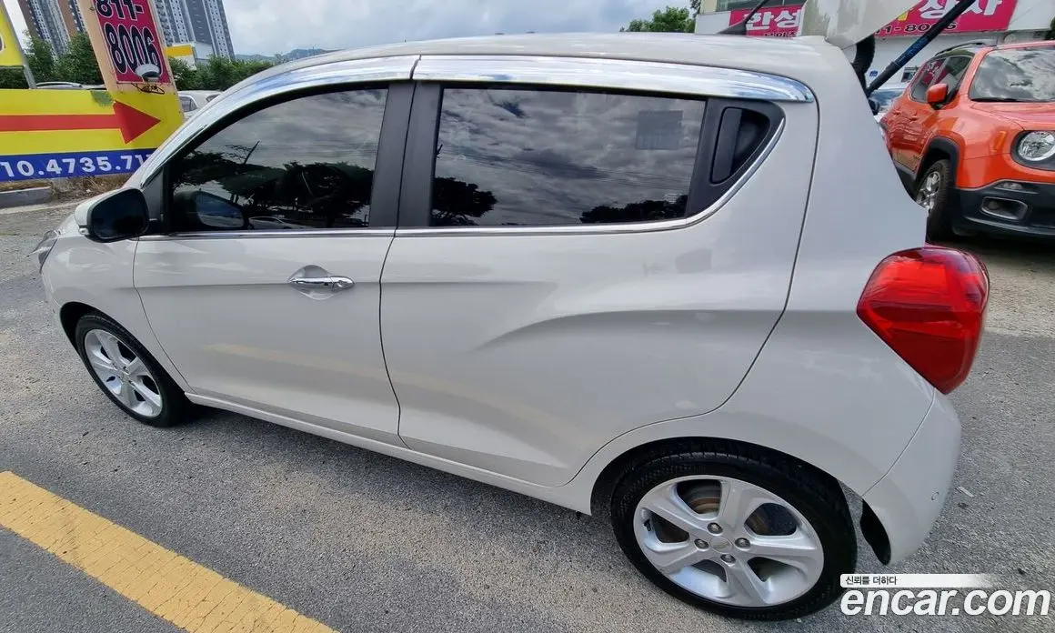 Chevrolet Spark 2016 1.0 автомат (гидро), фото 13