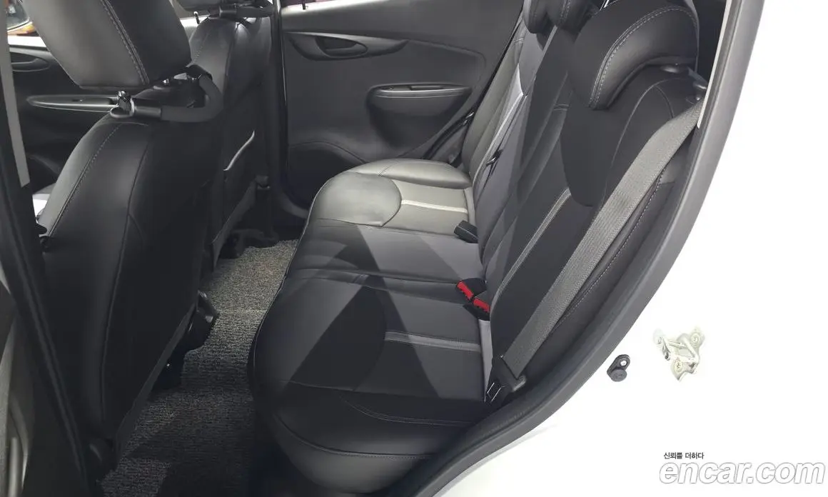 Chevrolet Spark 2019 1.0 автомат (гидро), фото 12
