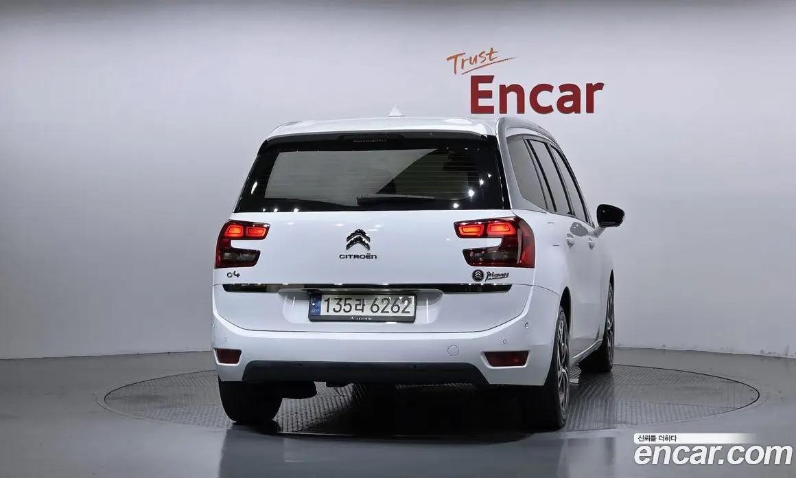 Citroen C4 Picasso 2018 1.6 автомат (гидро), фото 4 Citroen C4 Picasso 2018 1.6 автомат (гидро), фото 4