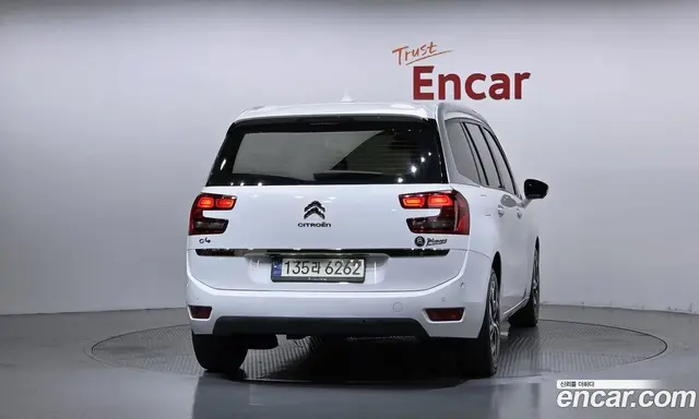 Citroen C4 Picasso 2018 1.6 автомат (гидро), миниатюра 4 Citroen C4 Picasso 2018 1.6 автомат (гидро), миниатюра 4