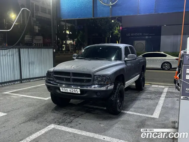 Dodge Dakoda, 2003, 215 000 км Dodge Dakoda, 2003, 215 000 км