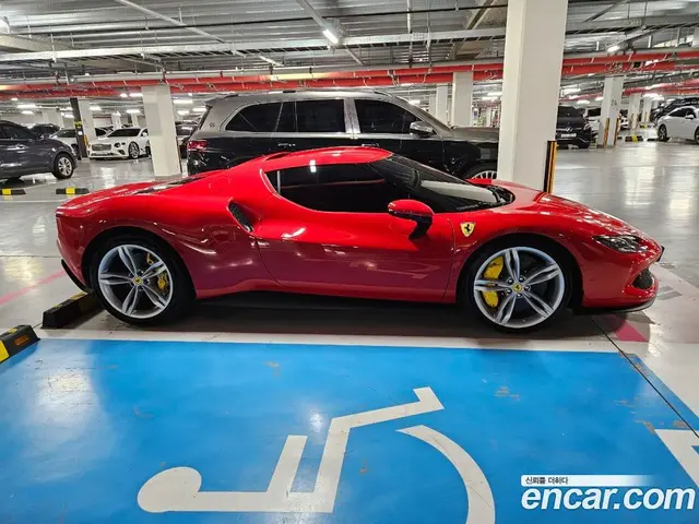 Ferrari 296 2024 3.0 автомат (гидро), миниатюра 11