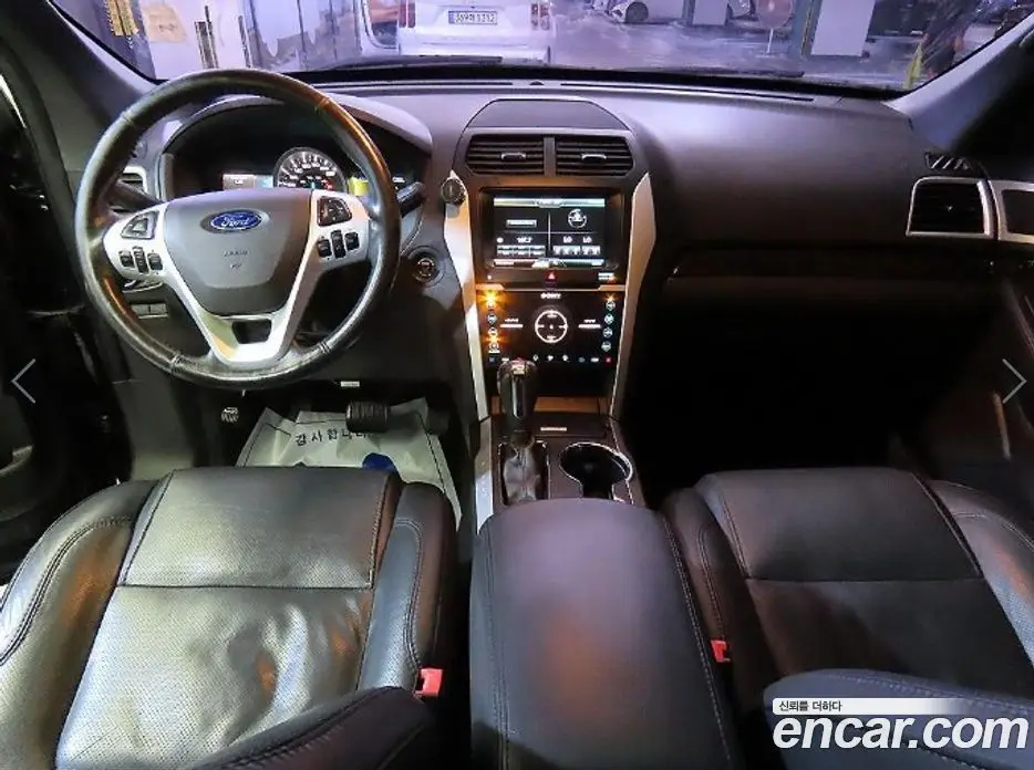 Ford Explorer 2015 3.5 автомат (гидро), фото 10 Ford Explorer 2015 3.5 автомат (гидро), фото 10