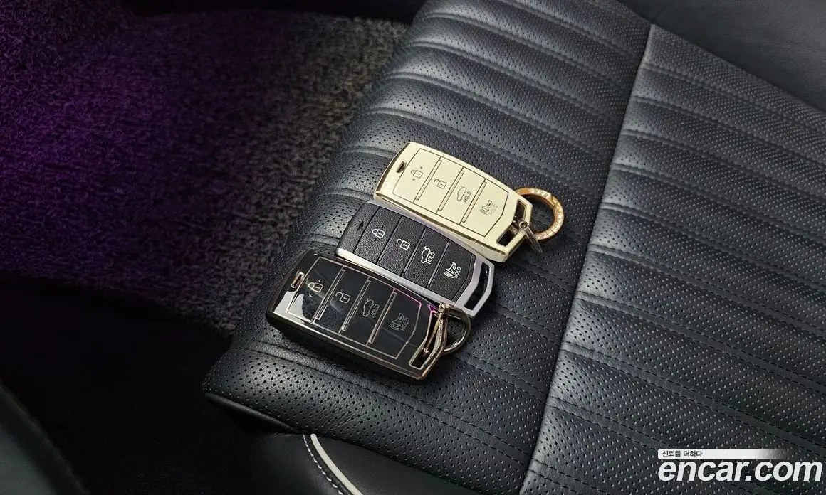 Genesis G70 2019 2.0 автомат (гидро), фото 15 Genesis G70 2019 2.0 автомат (гидро), фото 15