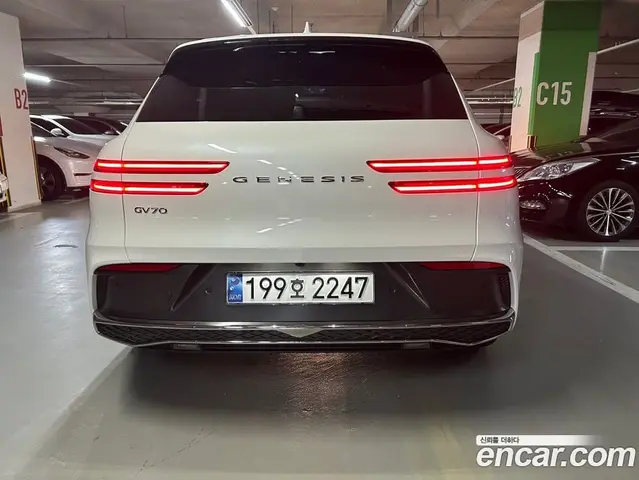 Genesis GV70 2024 2.5 автомат (гидро), миниатюра 8 Genesis GV70 2024 2.5 автомат (гидро), миниатюра 8